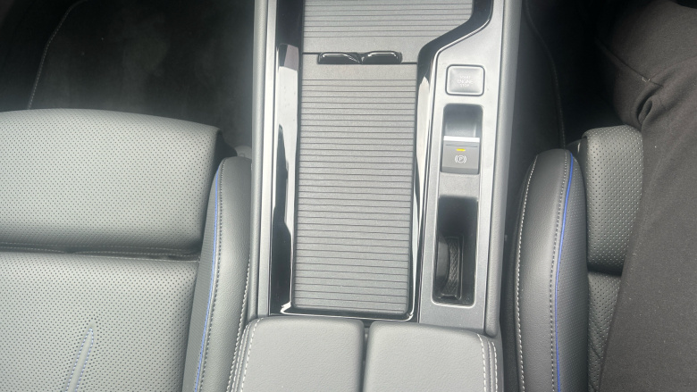 Volkswagen Passat 1.5 TSI eHybrid R-Line 5dr DSG Estate